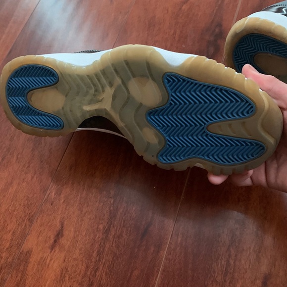 Jordan 11 Retro Space Jam - Picture 7 of 10